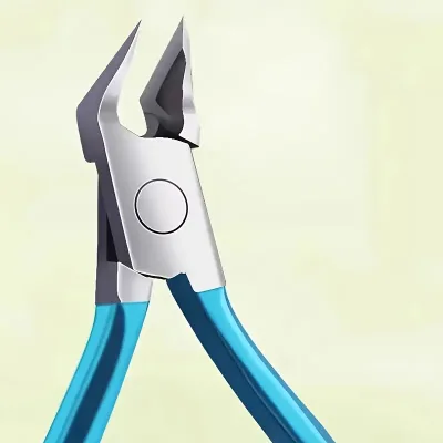 Coupe-ongles en acier inoxydable, poignée antidérapante – image 3